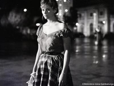 La ragazza con la valigia (Rimini, 1961) Claudia Cardinale, Archivio D. Minghini