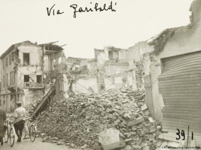 Rimini, via Garibaldi, 1944 (Foto Moretti Film, album dei provini)
