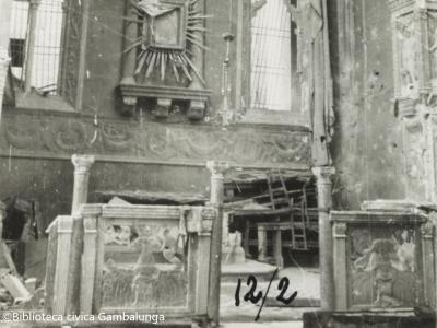 Rimini, interno del Tempio Malatestiano, Cappella dei Pianeti, 1944 (Foto Moretti Film, album dei provini)