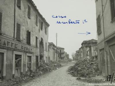 Rimini, corso Umberto I (oggi corso Giovanni XXIII), 1944 (Foto Moretti Film, album dei provini)