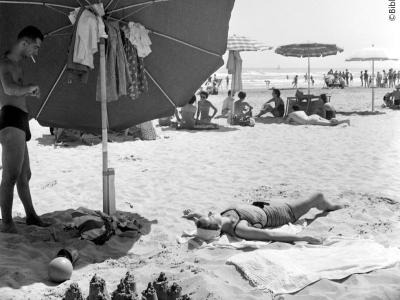 Rimini. La spiaggia, 1955 (Archivio APT, APT 72_022)