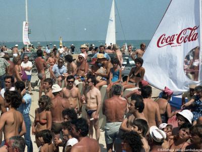 Rimini. La spiaggia, fot. Davide Minghini, 1984 (Archivio fotografico D. Minghini MIN 13225_002)