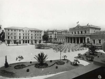 1930 ca. Il maestoso Kursaal in tutta la sua eleganza architettonica (sezione Si comincia!) fotografia da Fondo Luigi Pasquini