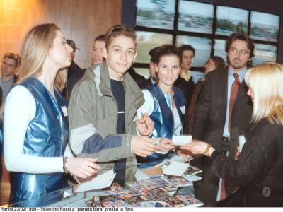 Valentino Rossi a Pianeta Birra, 1999 (Archivio Raggi/Riminipress)